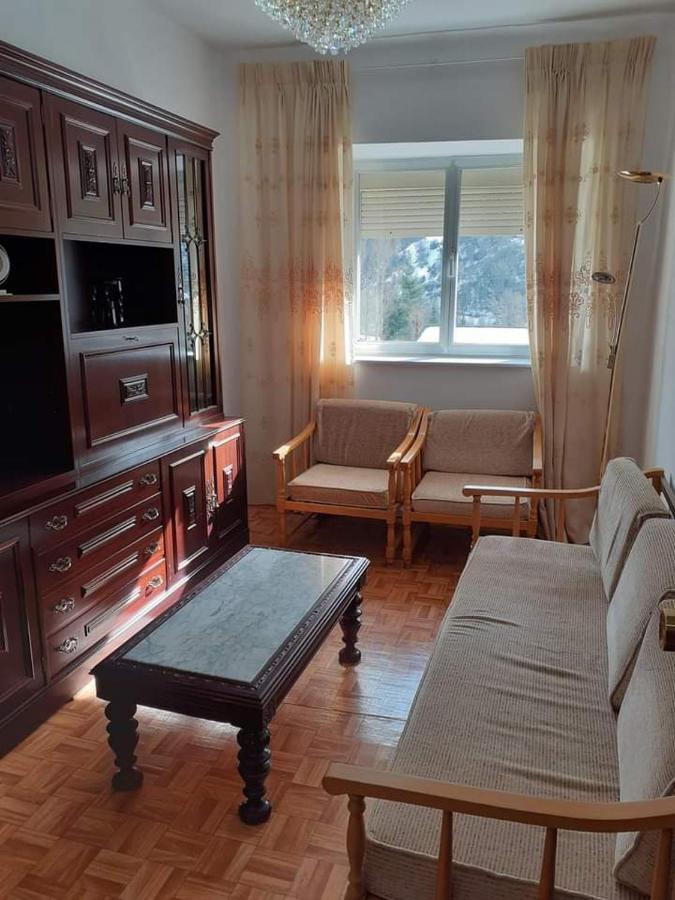 Vut El Refugio Apartment Villablino Luaran gambar