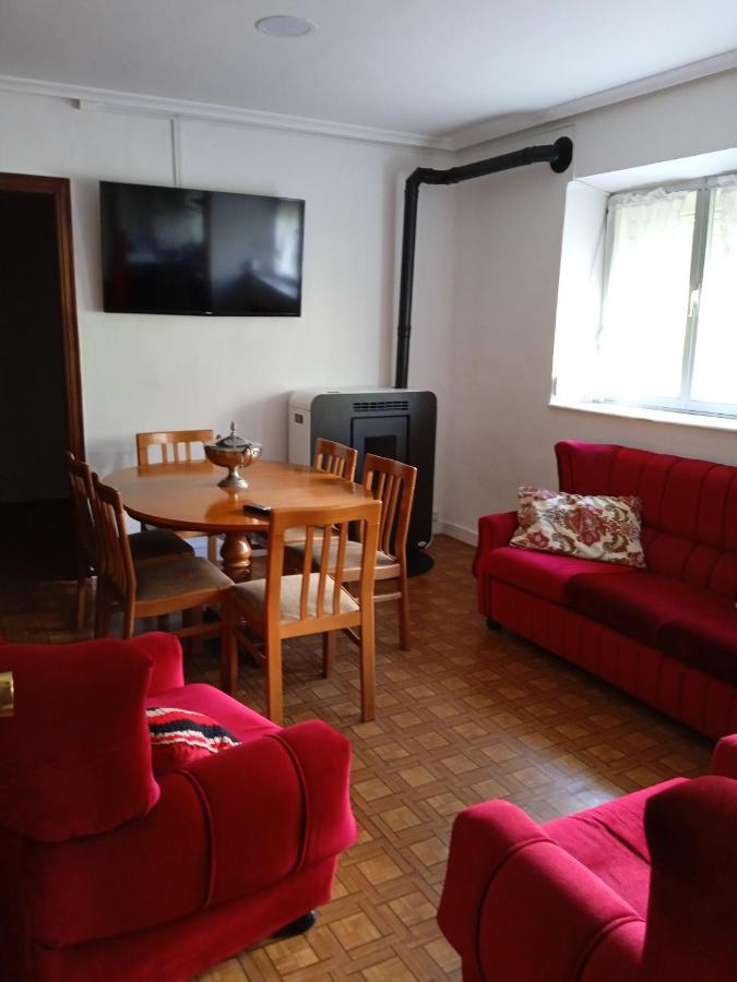 Vut El Refugio Apartment Villablino Luaran gambar