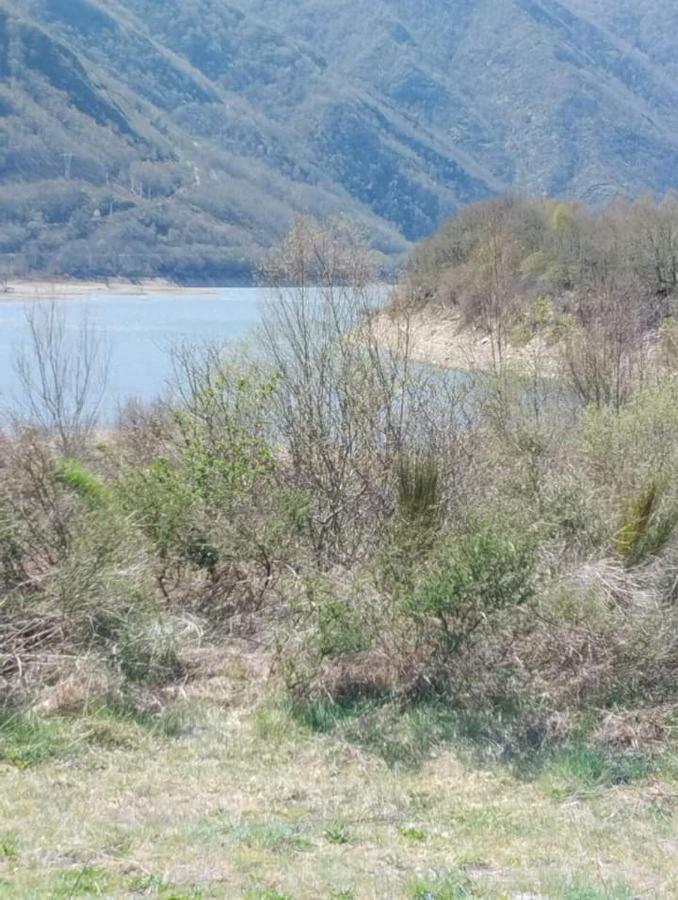 Vut El Refugio Apartment Villablino Luaran gambar