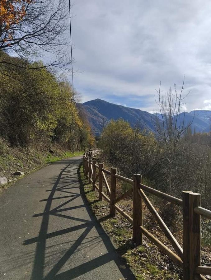 Vut El Refugio Apartment Villablino Luaran gambar